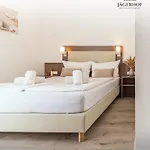 Restaurant Jaegerhof Hotel 3*