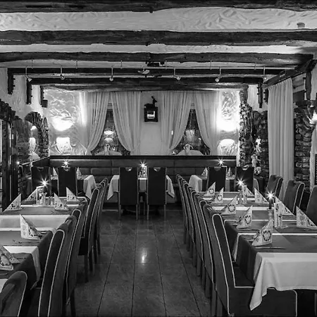 Restaurant Jaegerhof 호텔